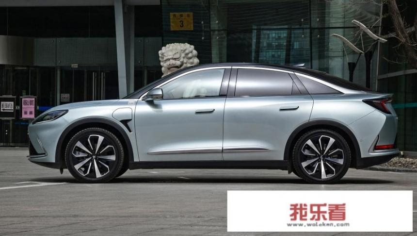 北汽极狐ARCFOX七月交付525辆车，深度绑定华为的它真的稳了吗？