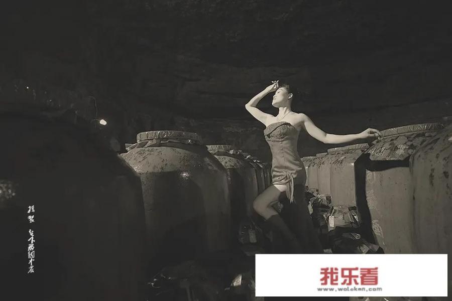 你会拍摄人像写真吗？怎么拍摄出艺术感？