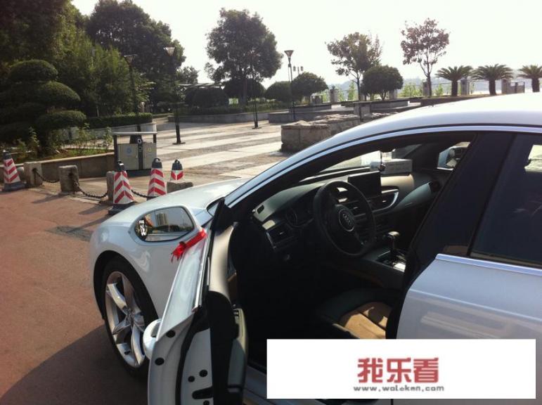 2019款奥迪a7首付和月供？