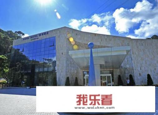 东部华侨城订酒店送门票吗？